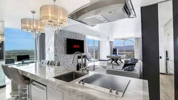 Kühlschrank, Mikrowelle