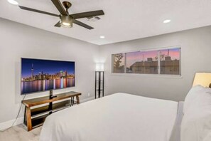 4 bedrooms, iron/ironing board, WiFi, bed sheets