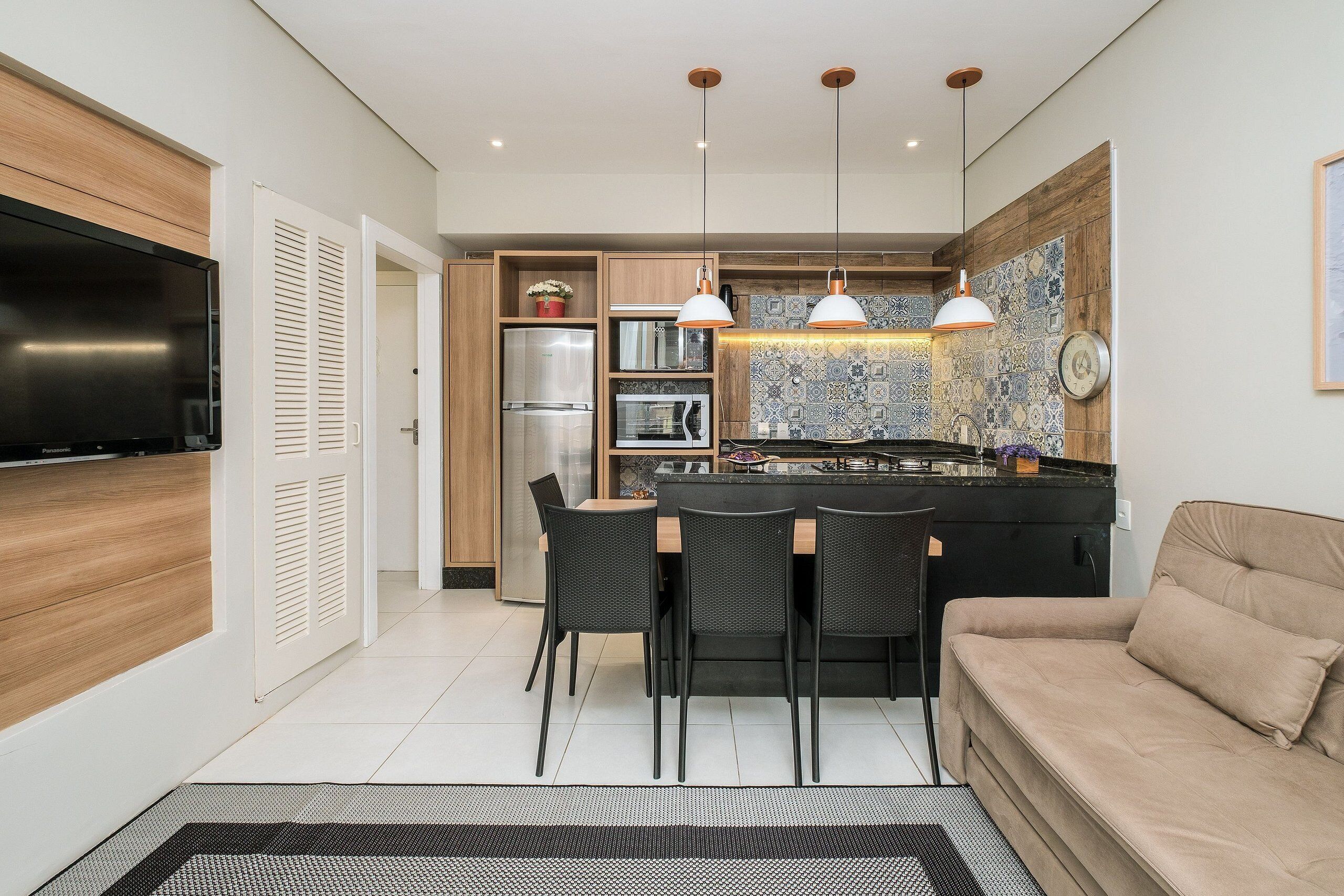 基础公寓 | 起居区