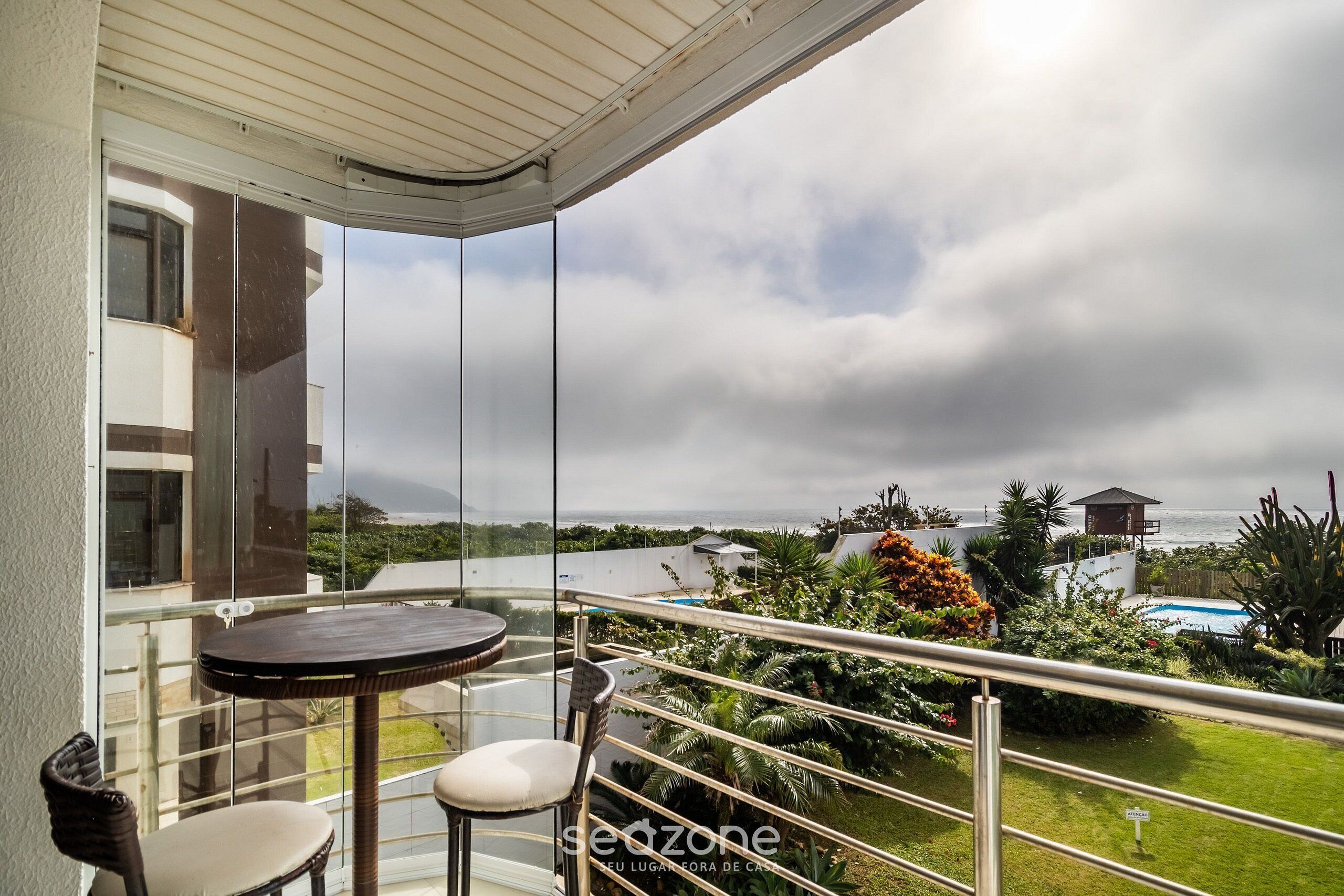 基础 公寓 | 住宿场地