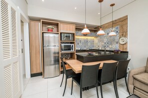 Basic Apartment | Private kitchen