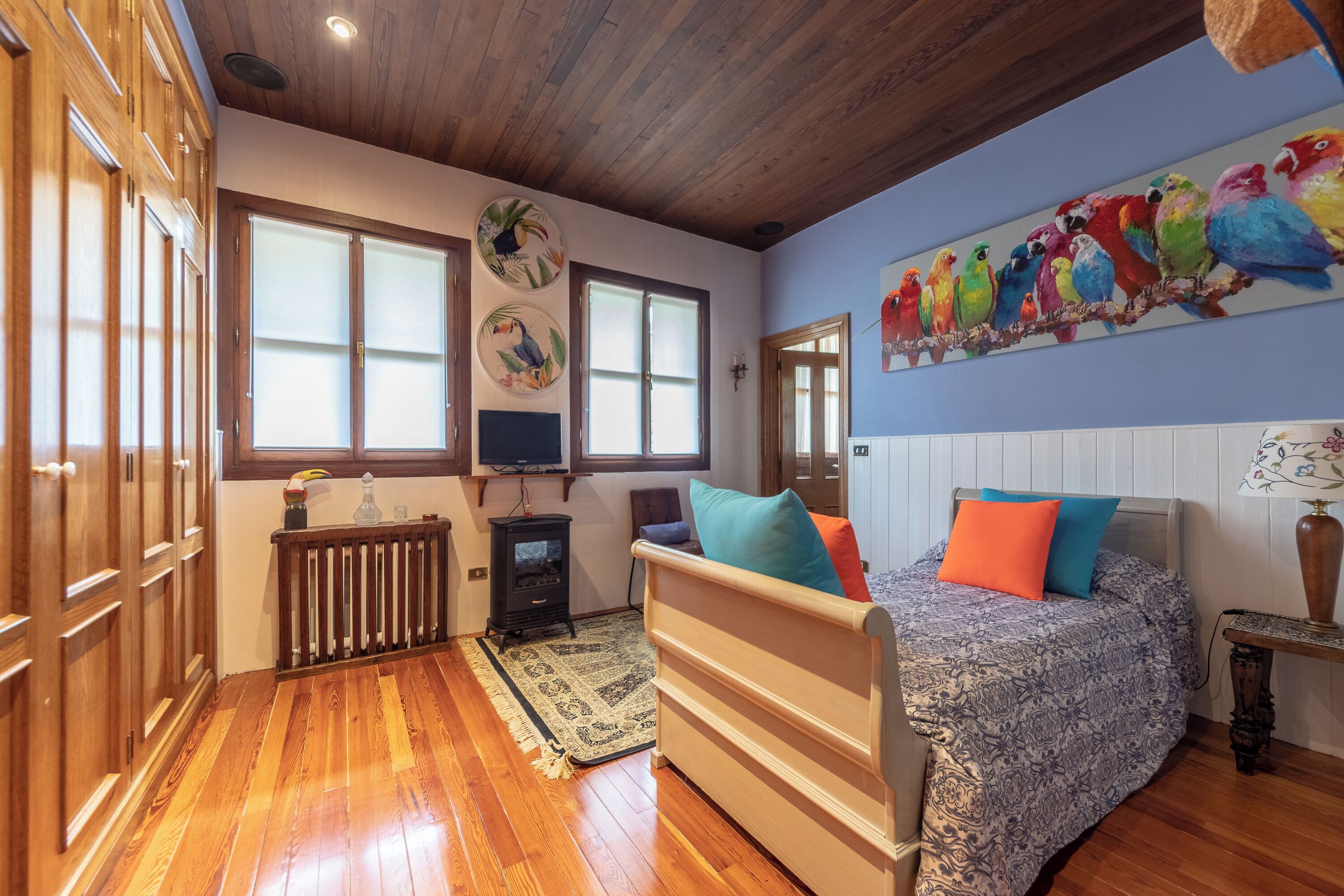 1 dormitorio, caja fuerte, tabla de planchar con plancha y wifi gratis