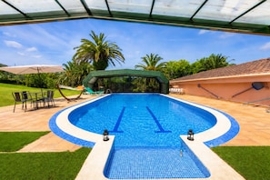 Indoor pool, outdoor pool