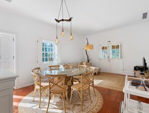 Dining - Exclusive Estate in Ponte de Lima with Heated Pool (Ponte de Lima)