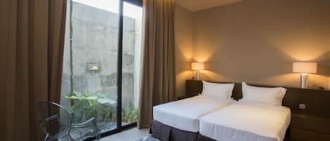 Een strijkplank/strijkijzer