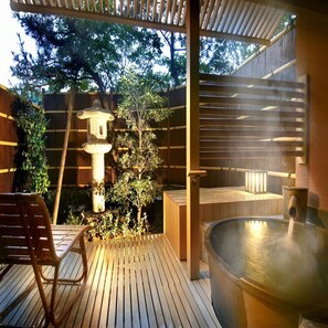 Outdoor spa tub - Awara Onsen Mimatsu (Awara)