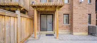 Modern Cozy home in Richland-Wall out to back yard