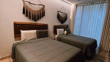 Luxury Apartment, Pool View | Free WiFi