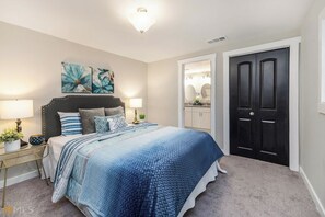 Strykejern/-brett, wi-fi og sengetøy