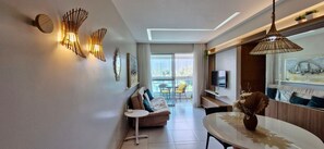 Basic Apartment | Living area - COJOC0100 - Cond Torres do Atlântico (Lauro de Freitas)