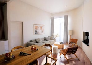 Junior Studio Suite, 1 King Bed | Living area - The Sitio (Virginia Beach)