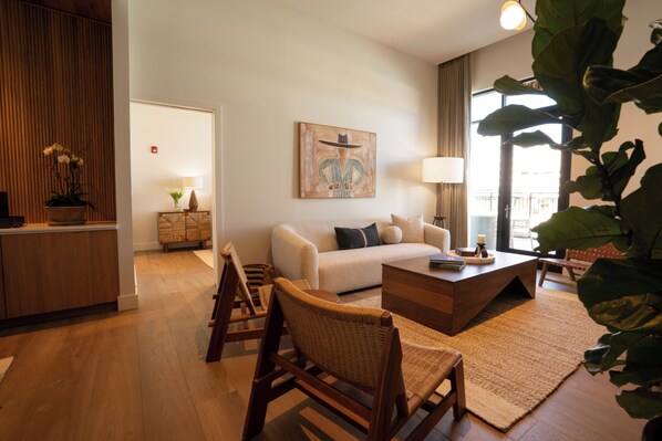 Cove Suite - Lagoon View | Living area - The Sitio (Virginia Beach)