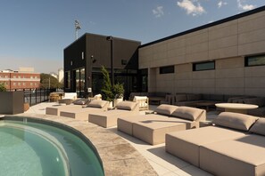 Sun deck - The Sitio (Virginia Beach)