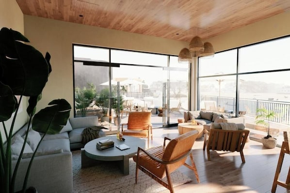 Living area - The Sitio (Virginia Beach)