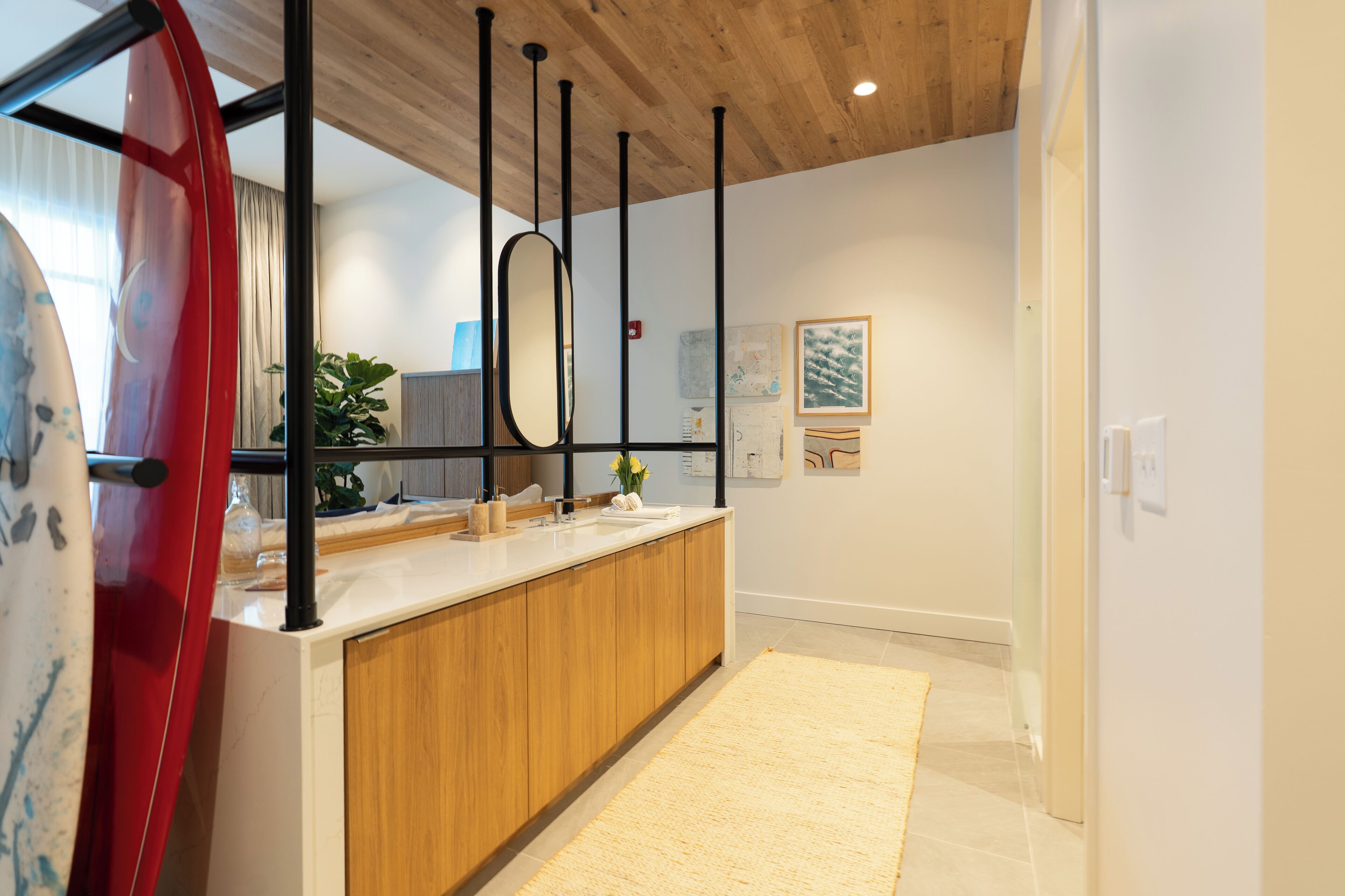 Surfer's King - Lagoon View | Roupas de cama premium, frigobar, cofres nos quartos, cortinas blackout