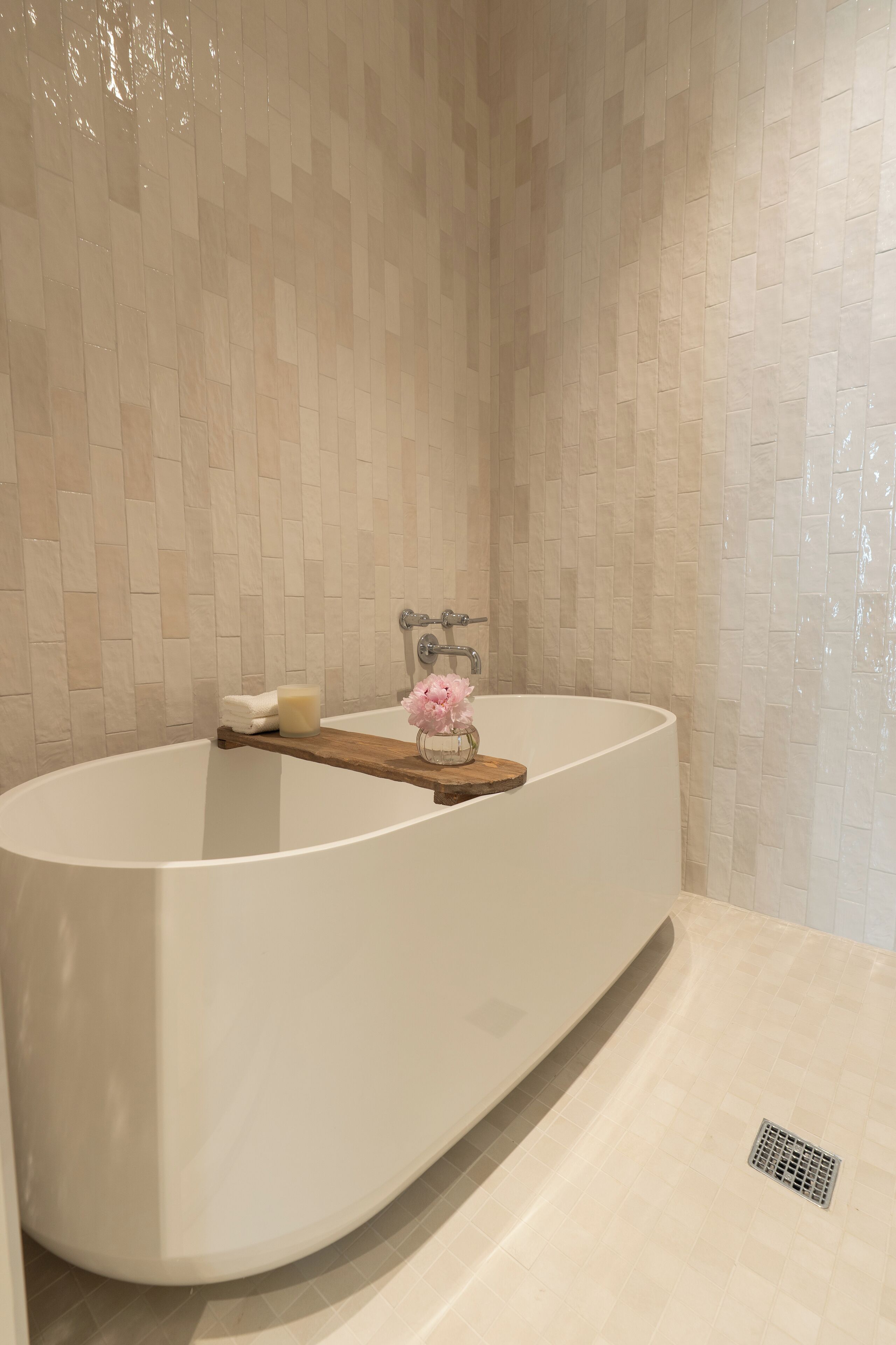 Junior Studio Suite, 1 King Bed | Bathroom
