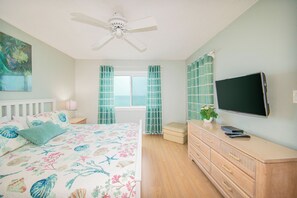 2 bedrooms, iron/ironing board, free WiFi, bed sheets - Beach Palms 306 is a Gold Tier Gulf Front Condo (Indian Shores)