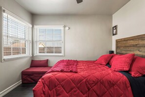 3 habitaciones, escritorio, tabla de planchar con plancha y wifi gratis 