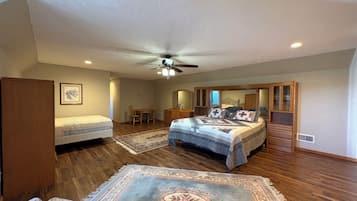 4 bedrooms, in-room safe, free WiFi, bed sheets