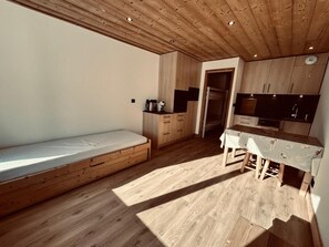 WiFi - 100m from resort center, 2nd floor, balcony, tv, 25m², Tignes (Tignes)