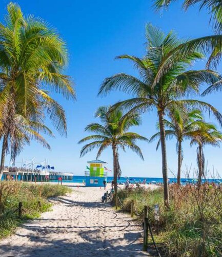 3-bedroom house in phenomenal Pompano Beach with nice relaxing pool with gazebo