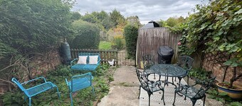 Cosy country cottage for relaxing or for peaceful work setting .