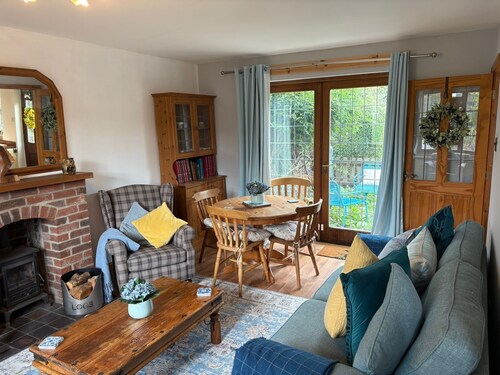 Cosy country cottage for relaxing or for peaceful work setting  with log burner