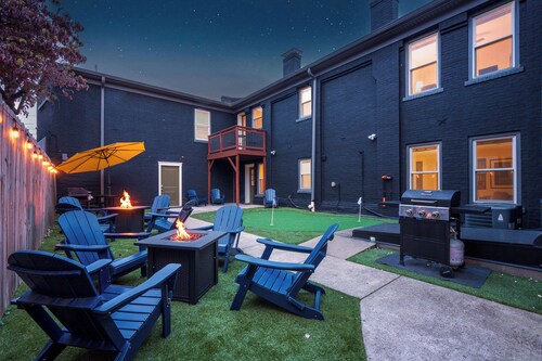 Stable #3 ~ Mini Golf, Foosball, BBQ, Fire Pits