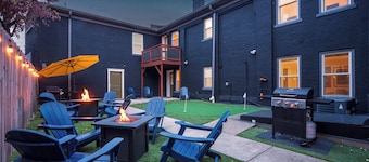 Stable #3 ~ Mini Golf, Foosball, BBQ, Fire Pits