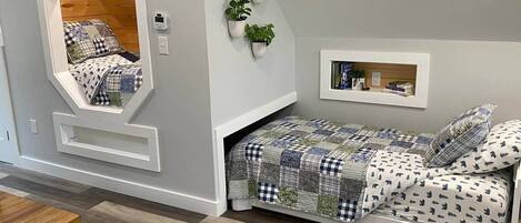 Strykjärn/strykbräda och gratis wi-fi