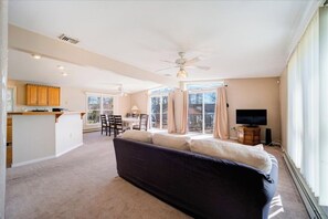 تلفزيون ذكي، كُتُب