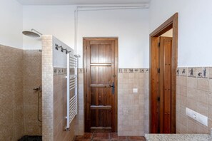 Hair dryer, bidet - Blue House| Pool| Art| BBQ| Peace| Relax (Almería)