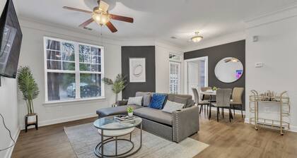 Upscale 1BR Suite to Downtown Raleigh