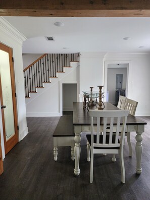 Dining -  Perfect for a weekend, family gatherings, Parties, or extended stay! (Zachary)
