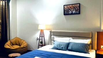 1 bedroom, iron/ironing board, WiFi, bed sheets