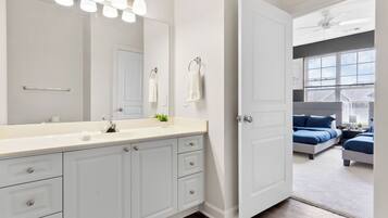 Apartment | Badezimmer