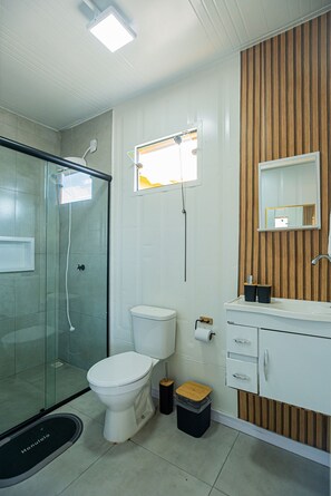 Comfort Villa | Bathroom | Toilet paper - Container Beira Mar Solar Analuz (Navegantes)