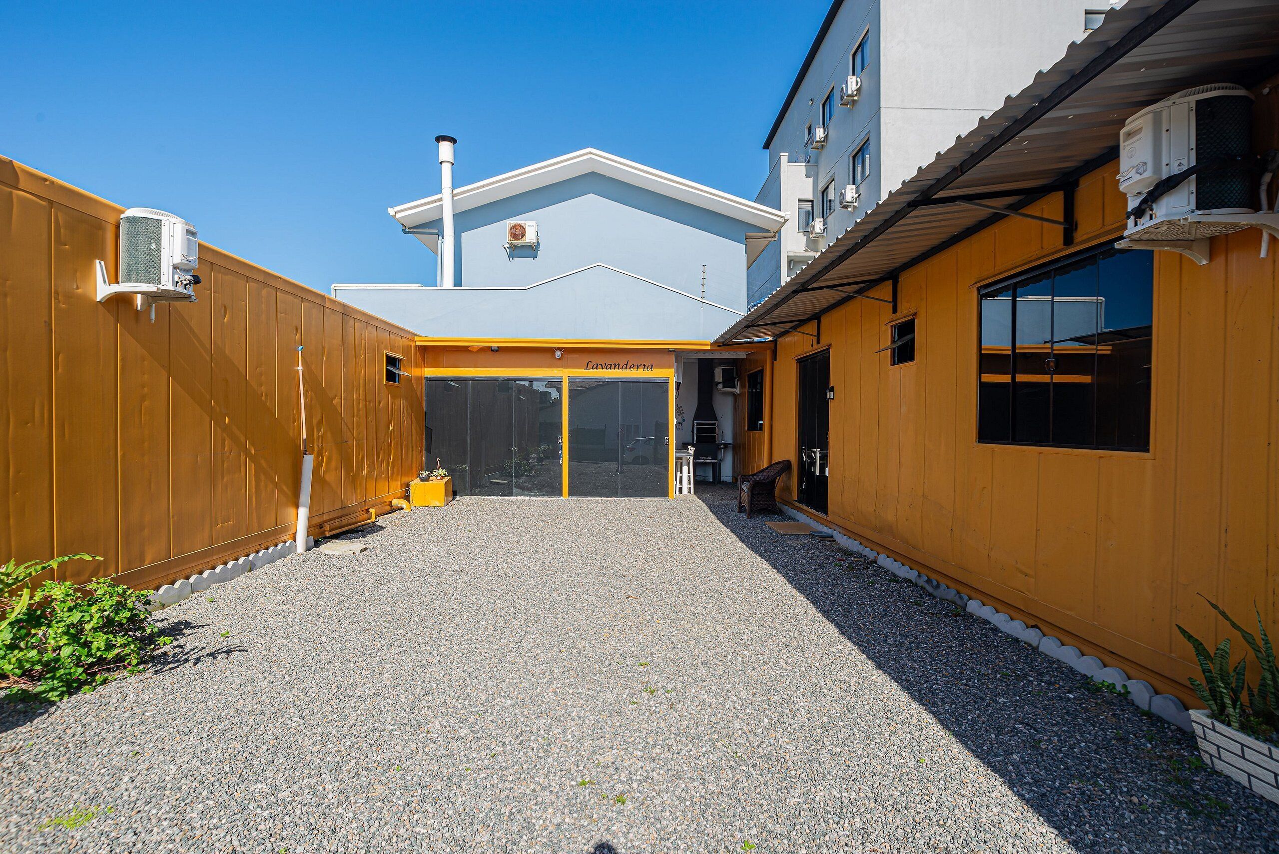 Basic Villa | Exterior