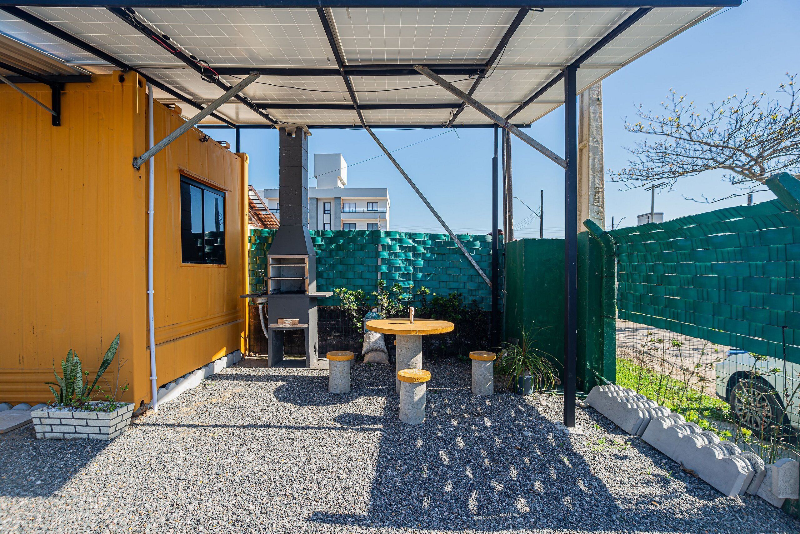 Basic Villa | Outdoor dining