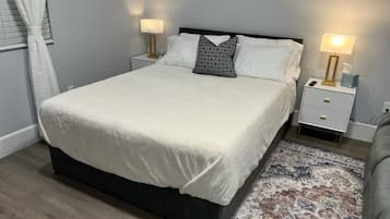 Iron/ironing board, WiFi, bed sheets