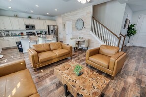 Smart TV, livros, escritórios