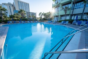 Piscine couverte, piscine chauffée