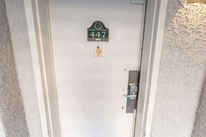 Interior - Oceanview Landmark,Beautiful, Pools, Nice Location (Myrtle Beach)