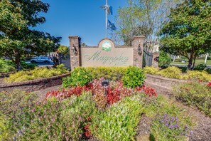 Property grounds - Large 3BR Private Condo | Magnolia Pointe | Pools! (Myrtle Beach)