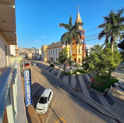 HOTEL CENTRAL CARMO DA CACHOEIRA