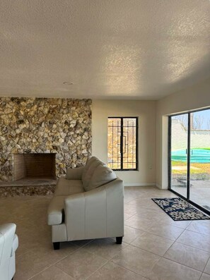 Interior - Beverly’s Place III – Pets Welcomed!! (Port Orange)