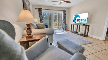 Téléviseur connecté, bureau