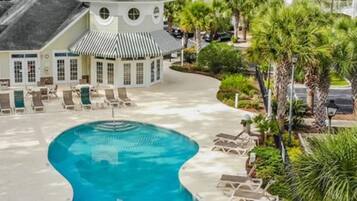 Innenpool, beheizter Pool