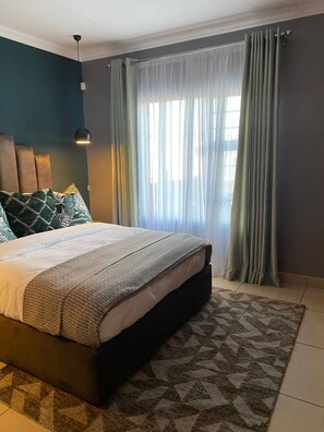 3 habitaciones, tabla de planchar con plancha y wifi gratis