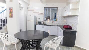 Microwave, oven, stovetop